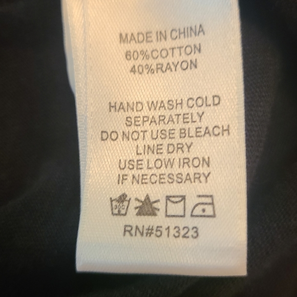 Dark top - Picture 5 of 5